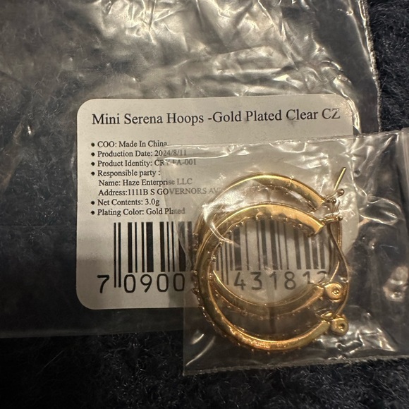 Earrings and bracelet - Picture 4 of 7